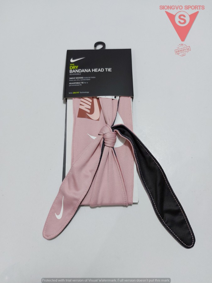 nike crop top pullover