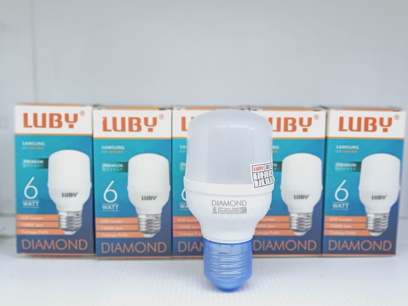 Lampu Led Capsule Luby Diamond Watt W Cahaya Putih Lampu Bohlam