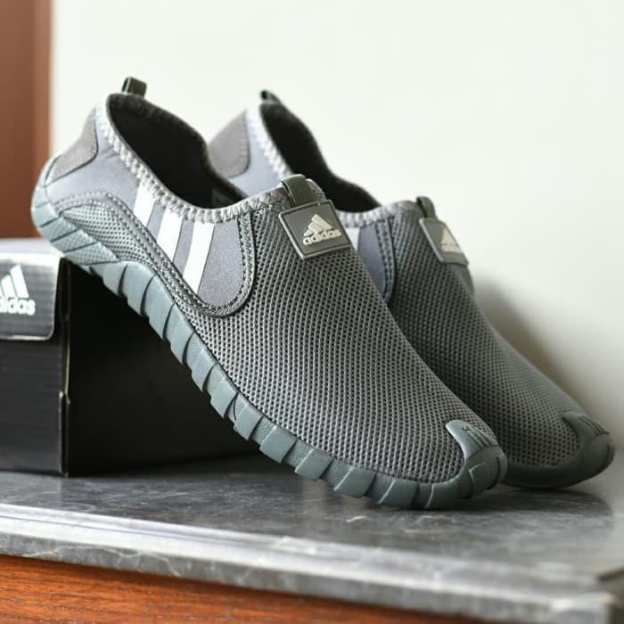 Sepatu Adidas Slip On Pria Jawpaw Sneakers Sepeda Santai Aeroprene - AbuAbu, 38 - Slip On Pria Terbaru 2020 Sneaker Casual Import Distro Motif Original Kulit Sneakers Kasual Formal Cowok Kantor Harga Promo Spesial termurah