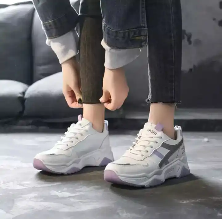 Sneakers Wanita Terbaru 2020 Sepatu Korea Sepatu Wanita Terbaru Sepatu Senam Sneakers Murah Sepatu Trend Sepatu