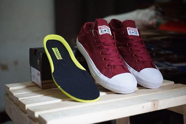 Ria Cloth Jual Sepatu Converse56 All Star / Jual Sepatu Vans11 Allstar / Sepatu Pria dan Sepatu Wanita / Harga Sepatu / Sepatu Wanita / Sepatu Adidas / Sepatu Terbaru / Sepatu Pria / Sepatu Anak / Sepatu Hitam / Sepatu Kulit / Sepatu Putih / Premium