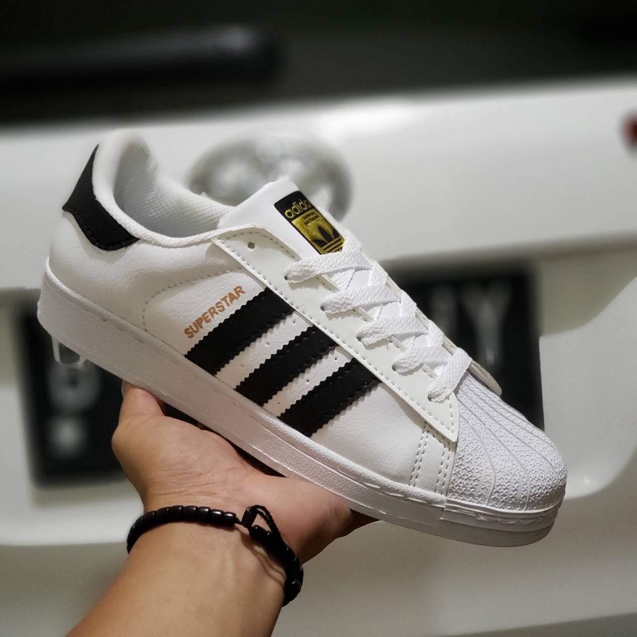 adida superstar