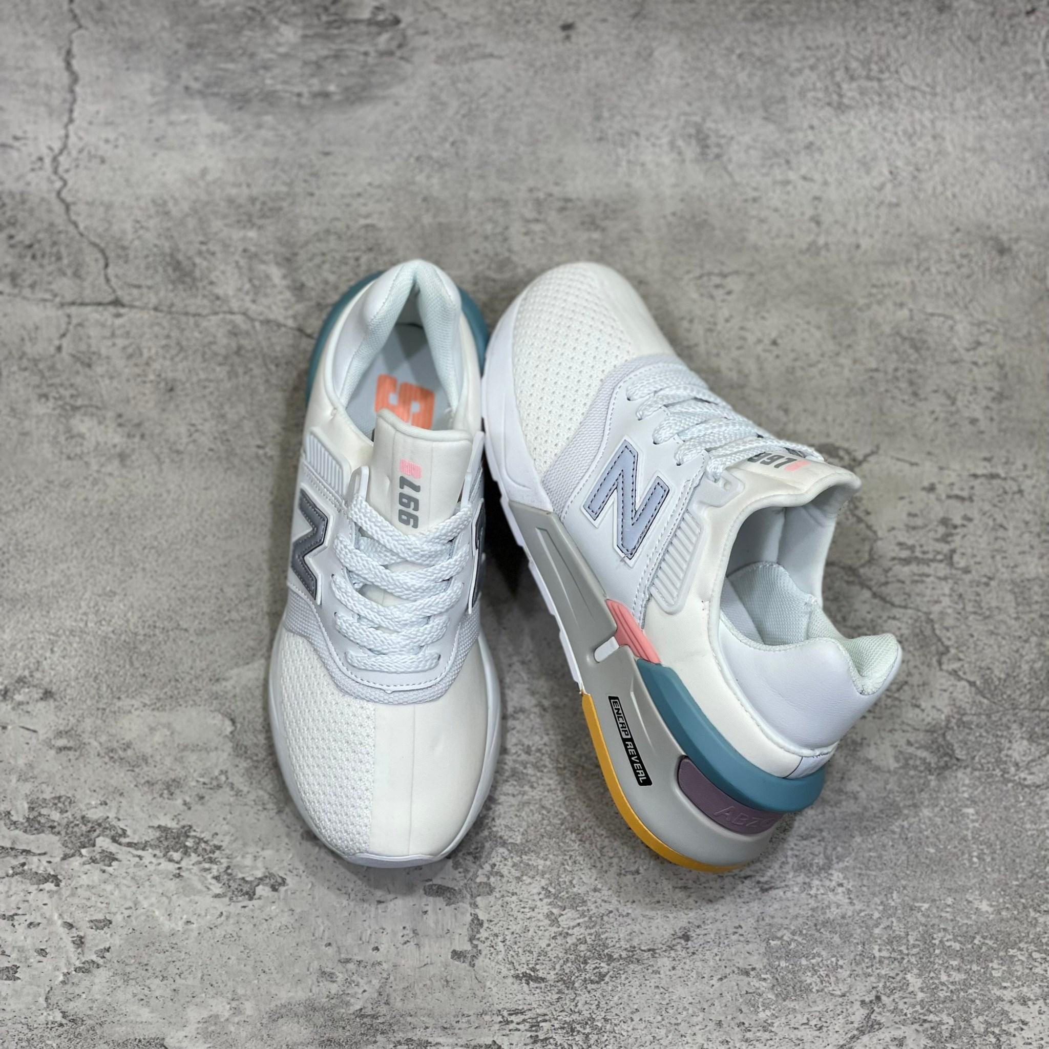 Sepatu Pria_New Balance 997 White Blue|Best Seller|Sepatu Sneakers