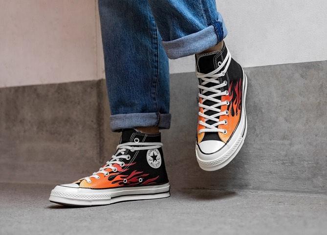 converse chucks flame