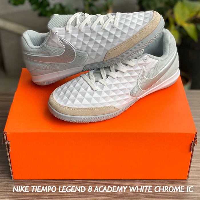 Nike Indonesia Online Store - Harga Sepatu Bola Nike Tiempo Original Mei  2022