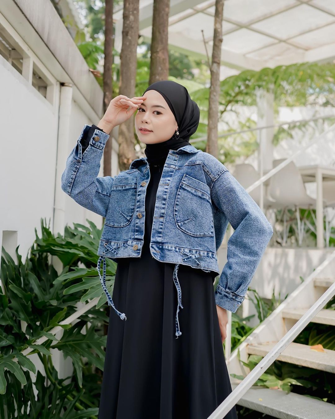 SHAKIRA HIJAB Ziya Jaket Jeans Crop Jaket Jeans Wanita Terbaru