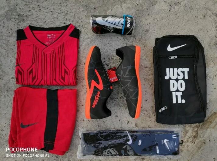 sepatu futsal specs banyak bonus harga murah dan kualitas bagus