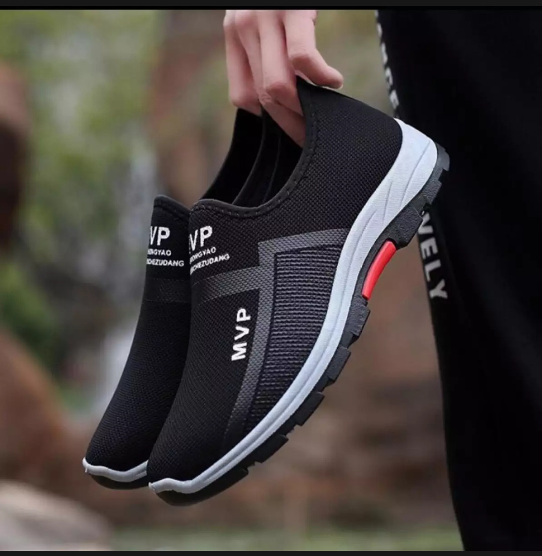 TERBARU !! spatu snackers pria/wanita terkeren//spatu slip-on mvp termurah TERBARU !! spatu snackers pria/wanita terkeren//spatu slip-on mvp termurah