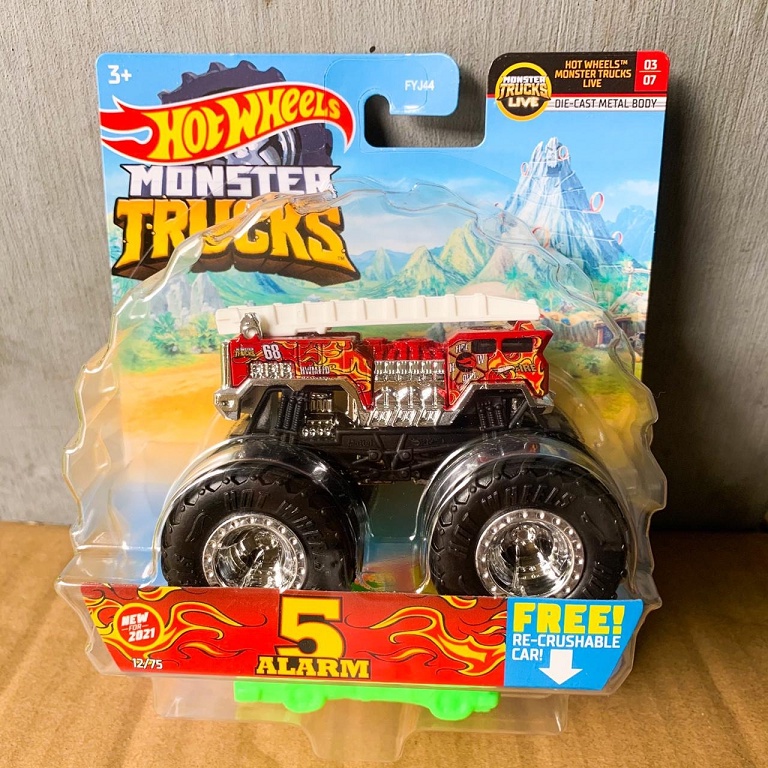 Hot Wheels Monster Trucks 5 Alarm Die Cast Metal Body With Recrushable Car Fire Through Playset 7345