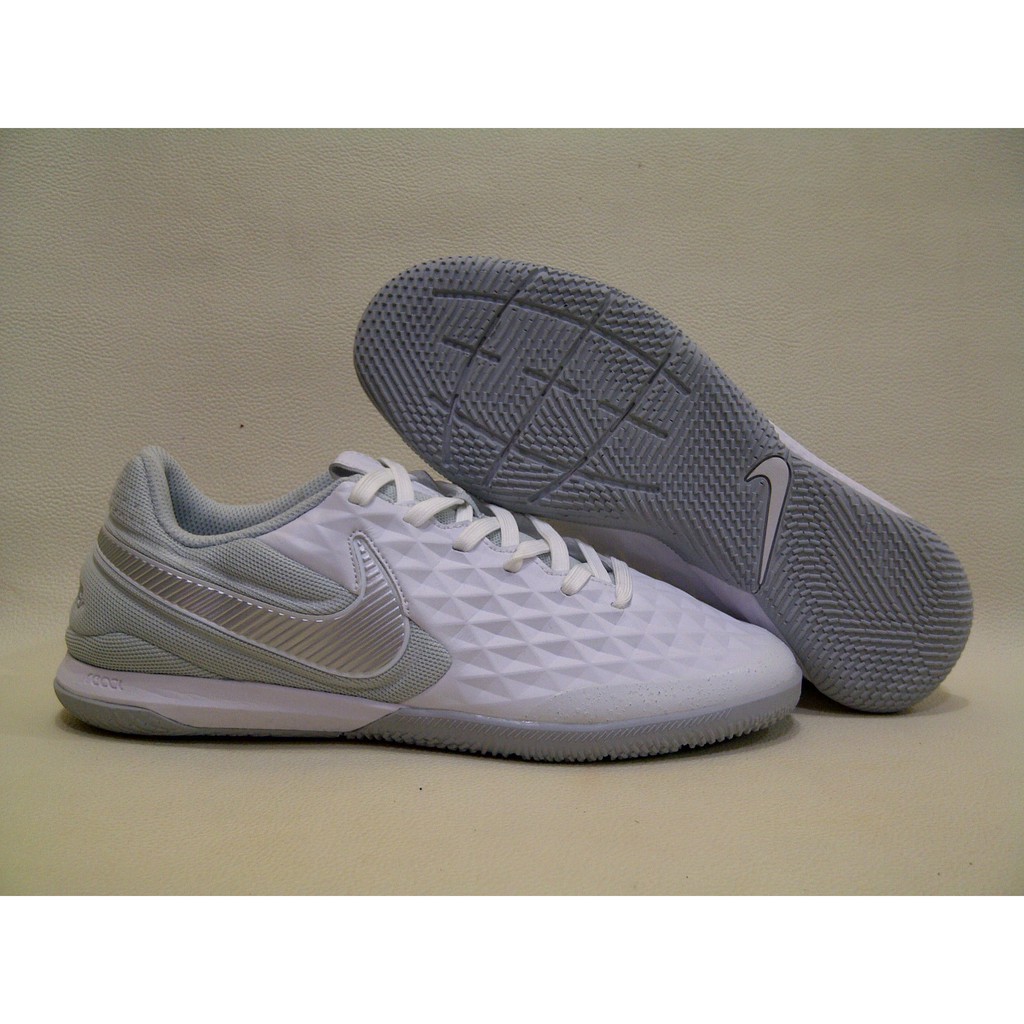 Nike Tiempo Legend 8 Pro IC Futsal/Indoor Soccer Cleats Sole Types -  White/Red/Blue