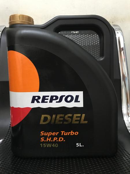 Oli Mesin Mobil Repsol Diesel Super Turbo SHPD 15W40 Galon