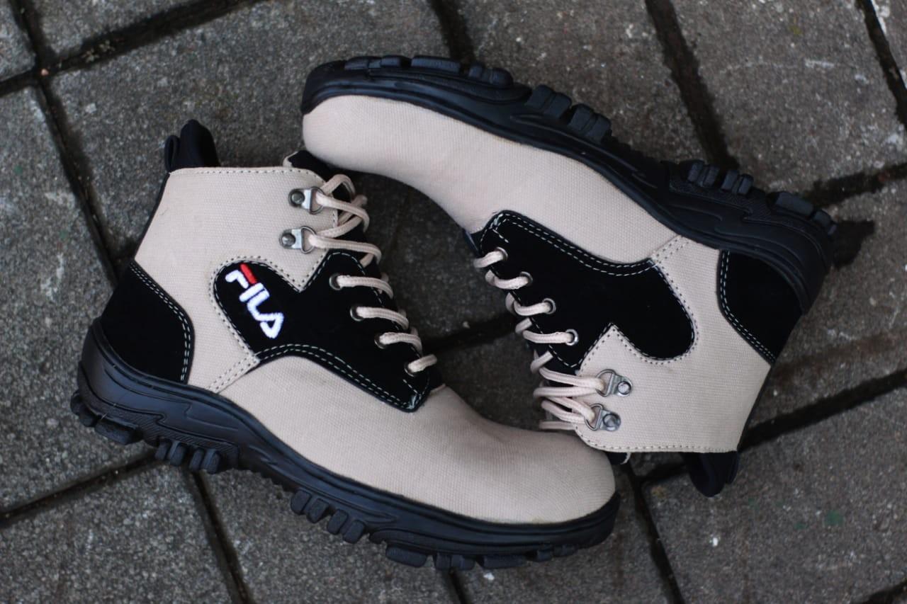 Sepatu Delta Boots Safety pria fila tracking hiking touring kerja lapangan dinas pdl boot ujung besi casual sneakers