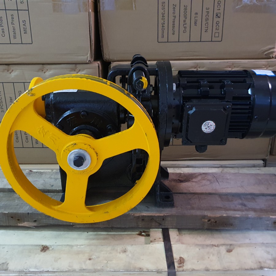 Electric Winch Hoist for Dumbwaiter 100kg 0,75Kw 3 Phase Model HC65