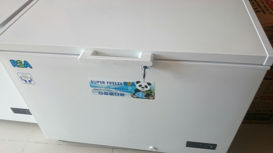 freezer box rsa 330 liter