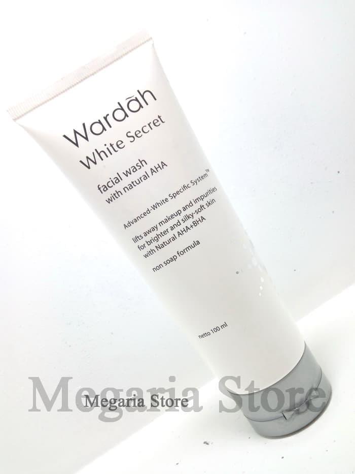 Wardah White Secret Facial Wash With Natural Aha 100Ml