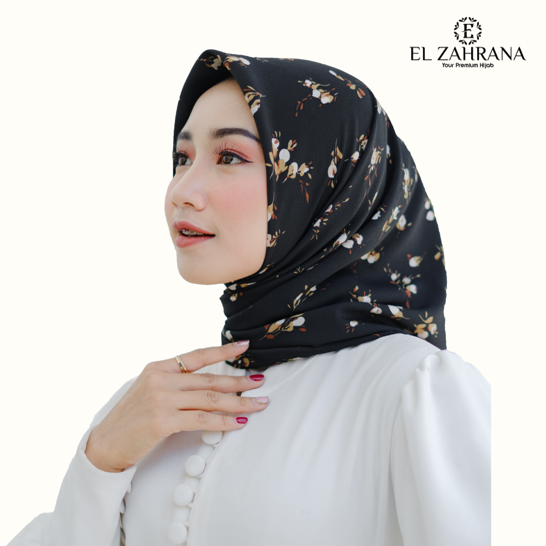 Busty lesbian sex porno