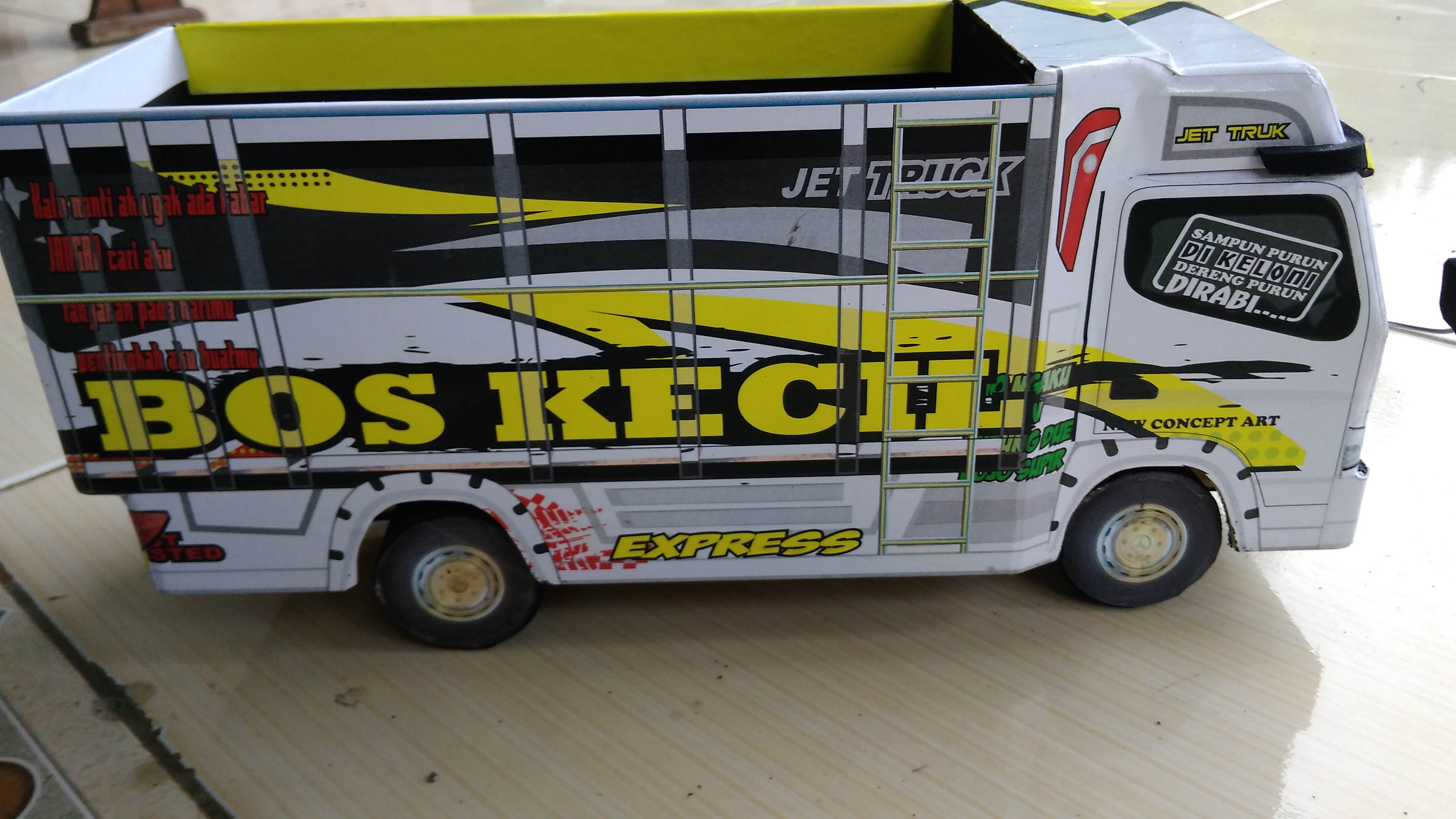 Miniatur Truk Pecinta Oleng Lazada Indonesia