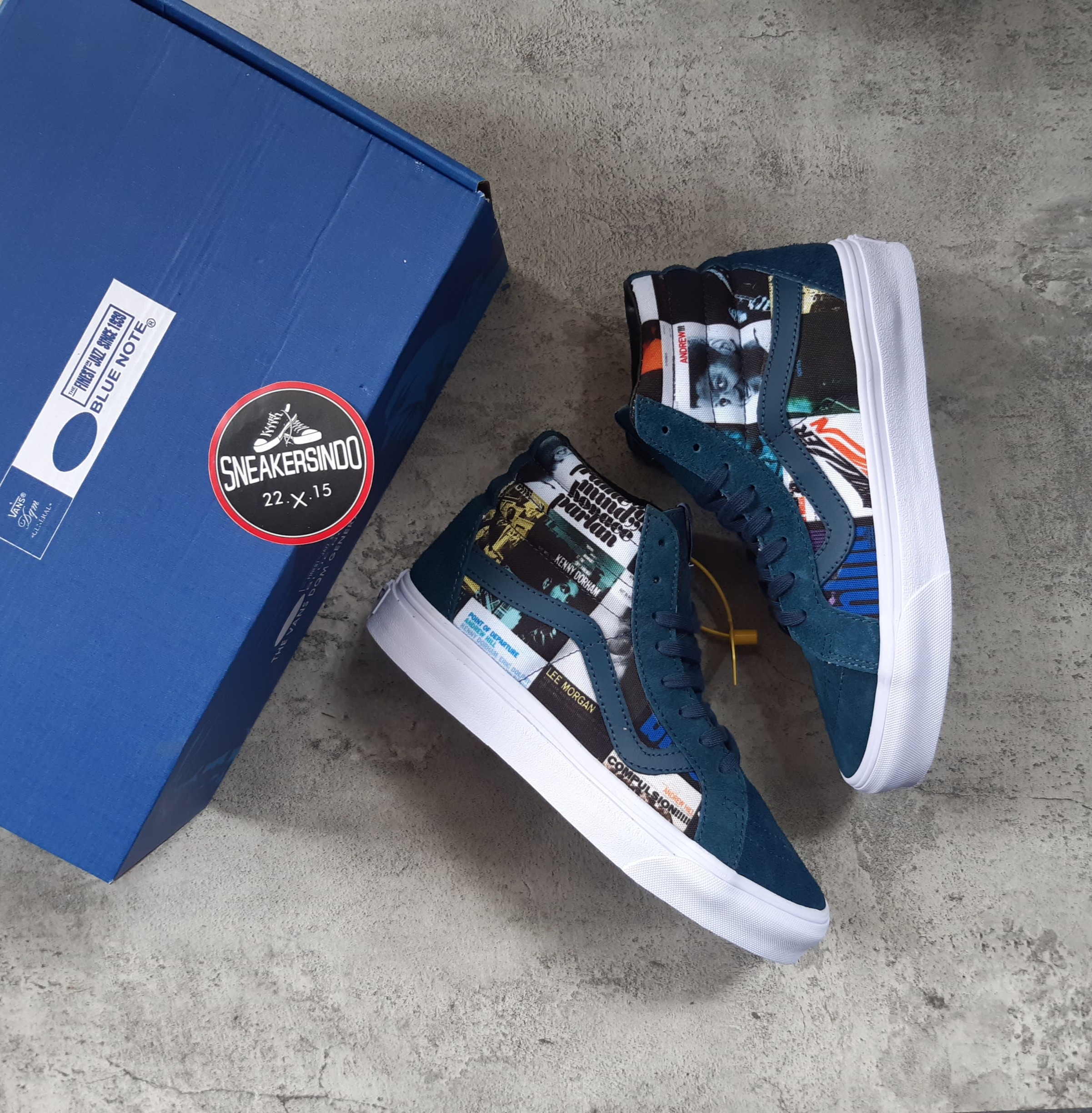 high top vans blue
