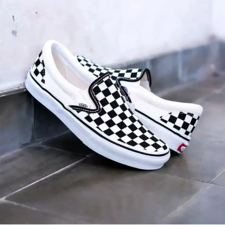 style sepatu vans slip on