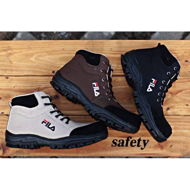 Sepatu Fila Boots Safety Tracking Outdoor Boot Murah Pria Kulit Sintetis