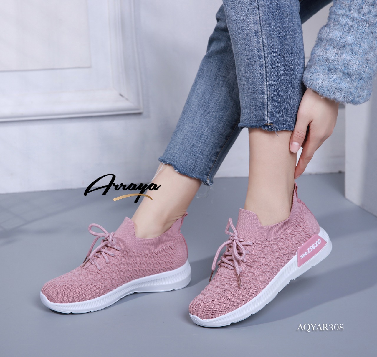 arraya flyknit sneakers