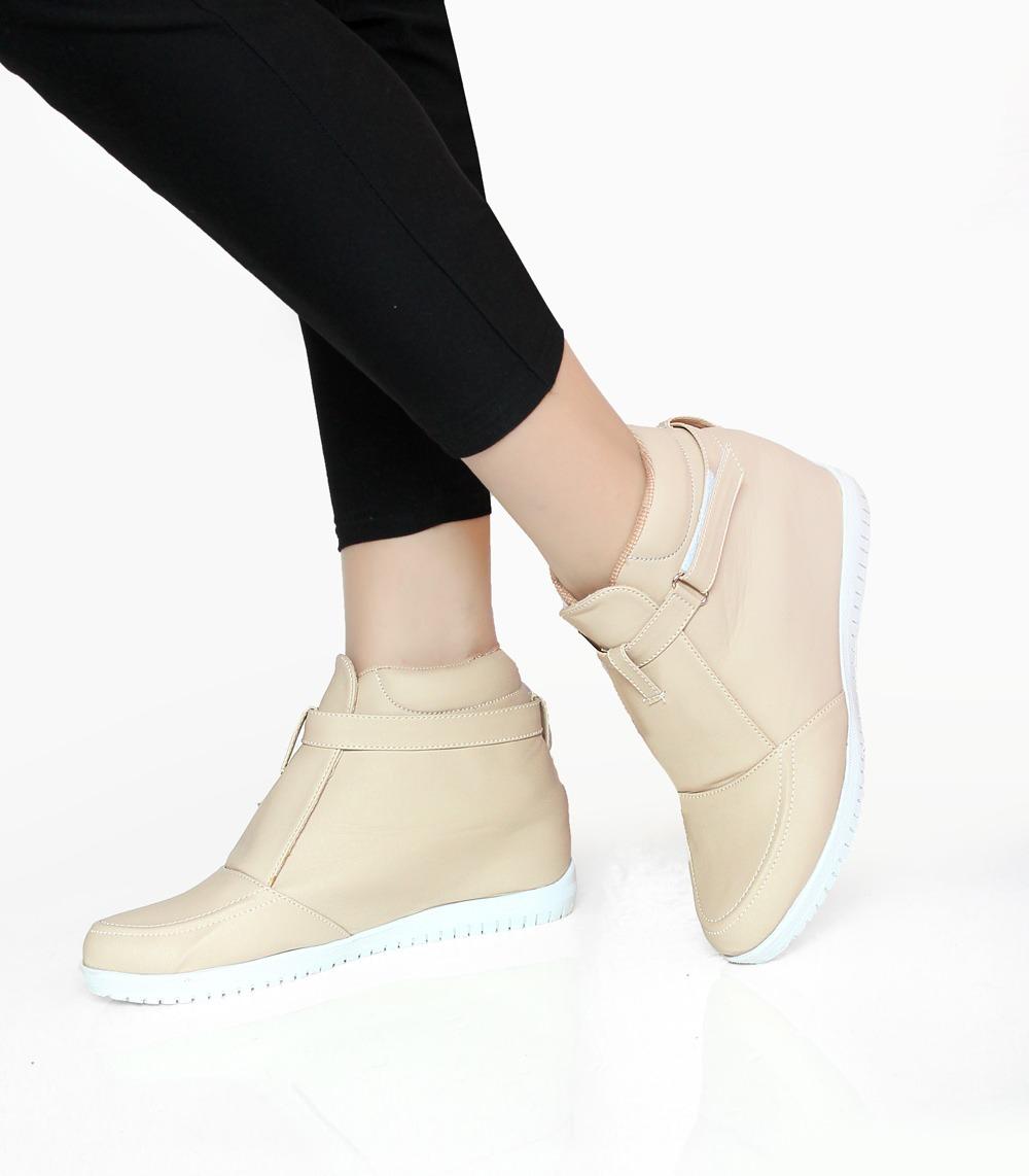 BSR08 Sepatu Wedges Boots Cantik
