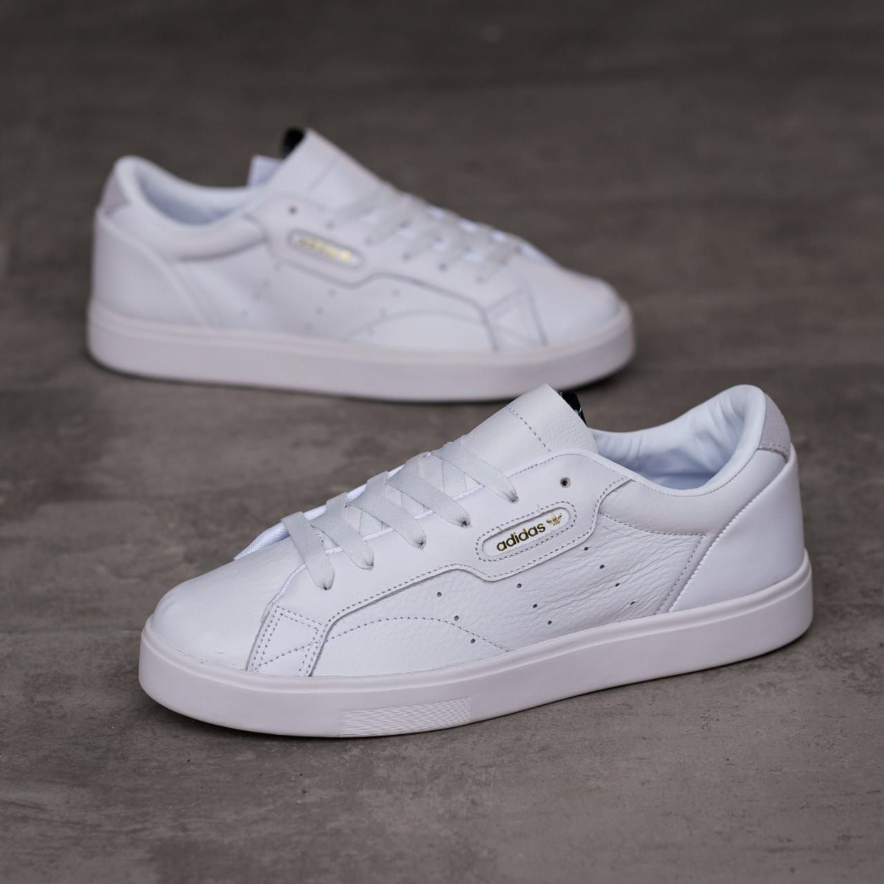 adidas sneaker sleek