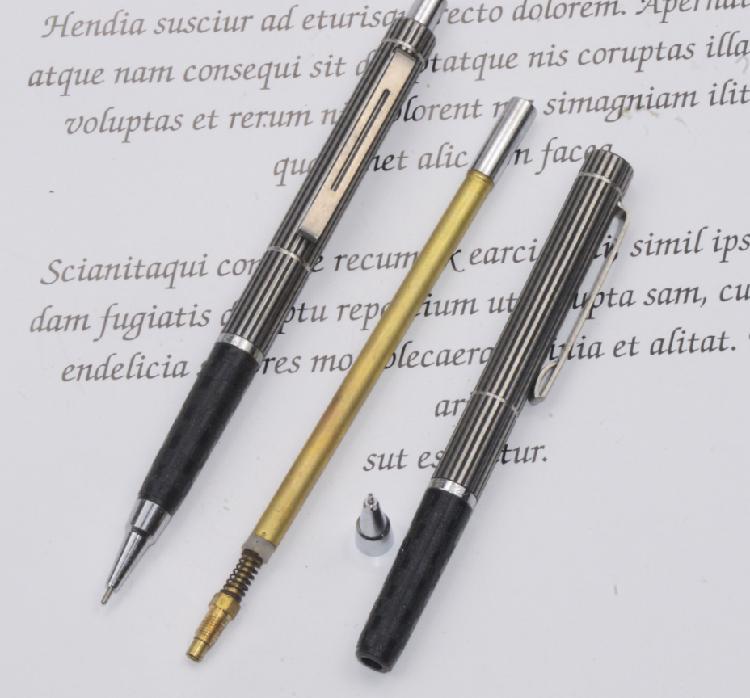 CLASSIC Eosin 724 pensil pilot di dalam dan di luar semua barang berhenti produksi 0.5mm persediaan tua pulpen Tekan dikenal Isi