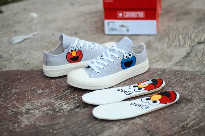 sepatu limited edition 2019