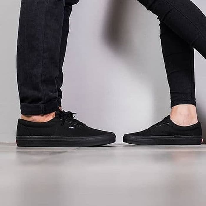 SEPATU VANS# ERA AUTHENTIC FULL BLACK 