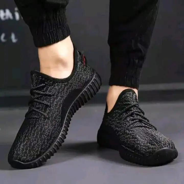 sepatu yeezy lazada