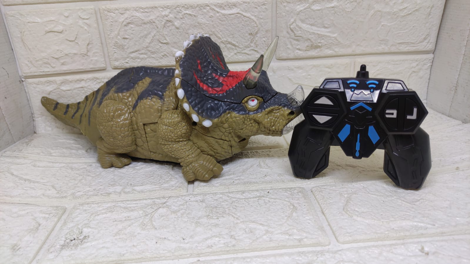 Mainan Rc Mobil Robot Dinosaurus Dinosaur Transformers Remote