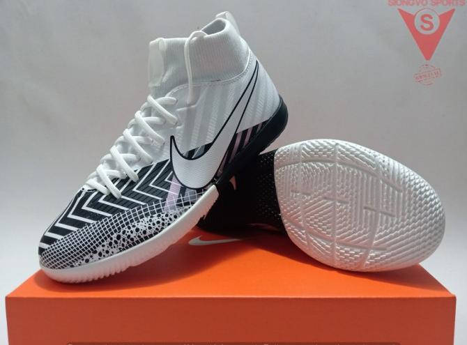 sepatu futsal nike superfly