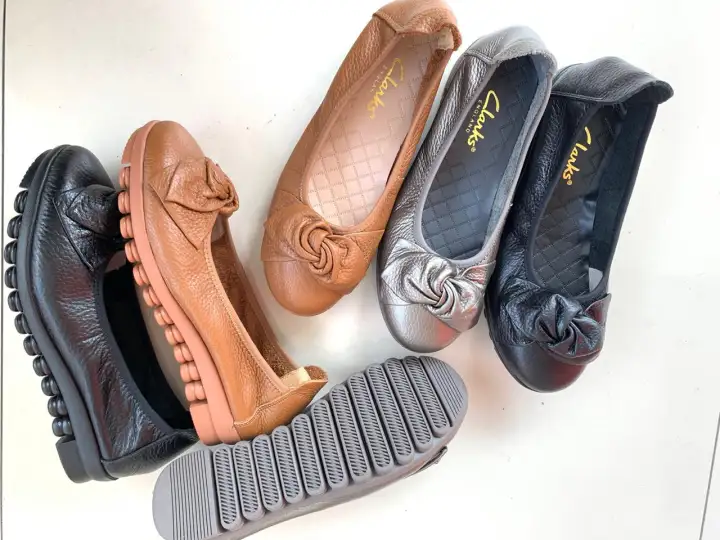 sepatu clarks england