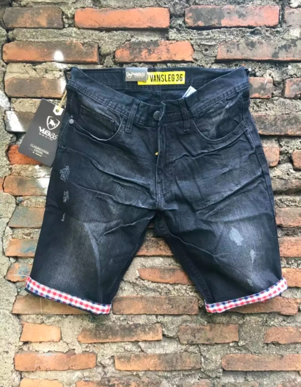 CELANA PENDEK PRIA MODEL TERBARU 