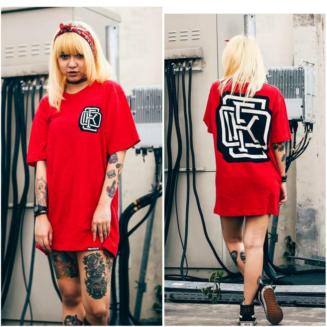 Fashion Baju Distro T-shirt Pria/T-shirt Wanita/Kaos Masa Kini
