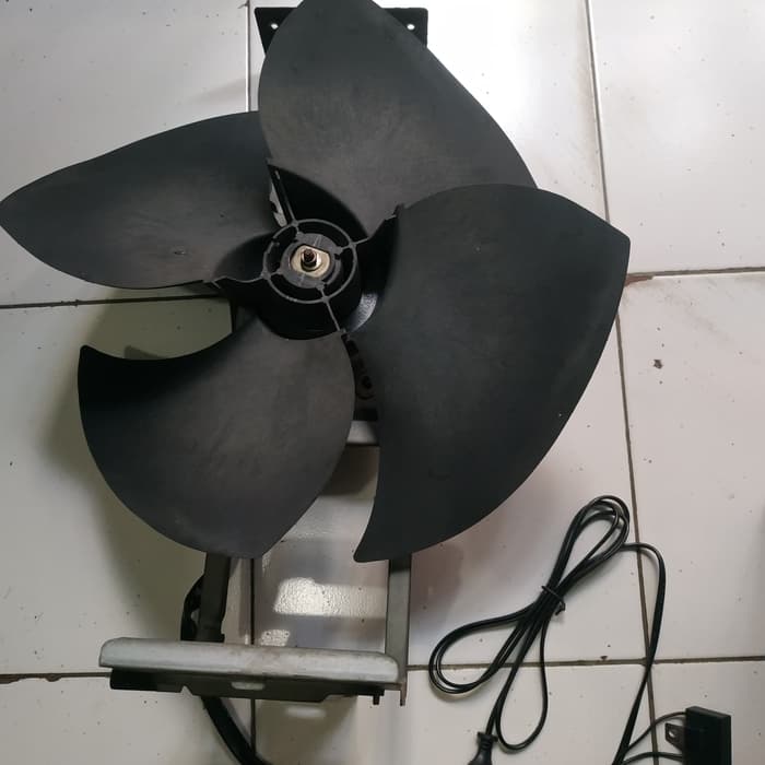 Bahri99 Kipas Angin Blower Bekas Ac Ukuran 2pk Tersedia Juga Kipas Ac Pendingin Kamar Kipas Ac Tembok Kipas Ac Dinding Kipas Ac Mini Kipas Ac Murah Lazada Indonesia