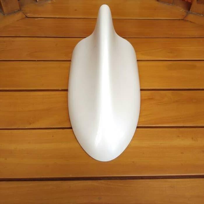 Shark Fin Antenna untuk Mobil Nissan All New XTRAIL Putih