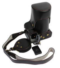 Full Protection Bottom Opening Versi Pelindung PU Leather Camera Case Bag dengan Desain Tripod Kompatibel untuk Nikon D3200 dengan Bahu Neck Strap Belt dan Storage Card Case Hitam