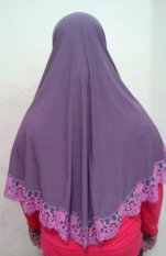 Hijab Kudus Hijab Kudus Tripel-A Clothing Jilbab Syari Jumbo Renda Bunga Ungu Tua - Ungu