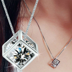 Hollow-out Berlapis Emas Putih Love Cube Square Liontin Kalung
