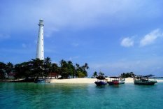 Lao lao Tours Paket Tour Belitung 3D2N - Promo LZD Anniversary