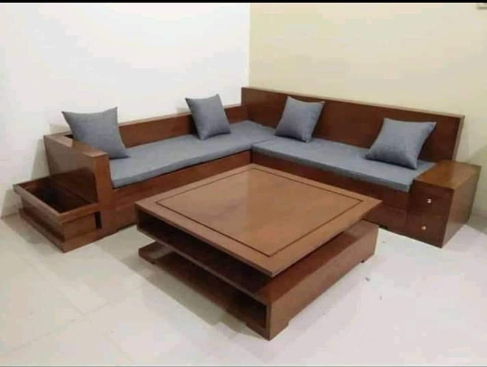 Featured image of post Kursi Minimalis Ruang Tamu Dari Kayu Kursi sofa sudut minimalis gajah kayu jati finishing ruang tamu keluarga