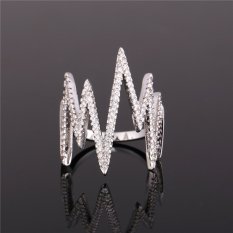 U7 Trendy Cubic Zirconia Cincin untuk Wanita Platinum Plated Fashion Perhiasan Aksesoris (Platinum)