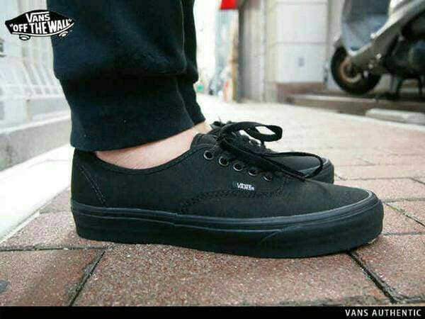 vans original full black