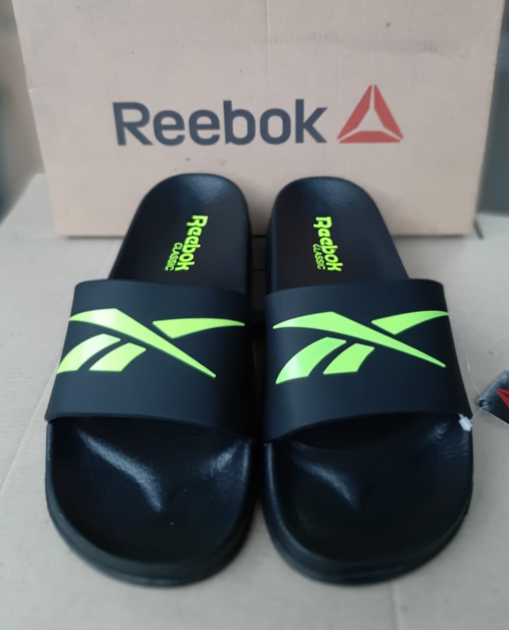 jual sandal reebok