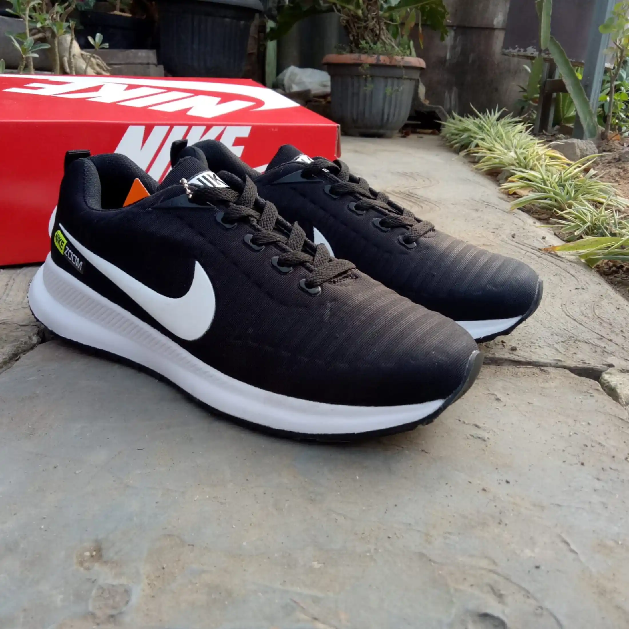 sepatu nike free zoom