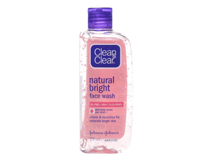 kandungan clean and clear foaming face wash