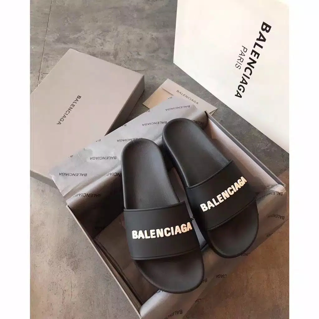 harga sandal balenciaga