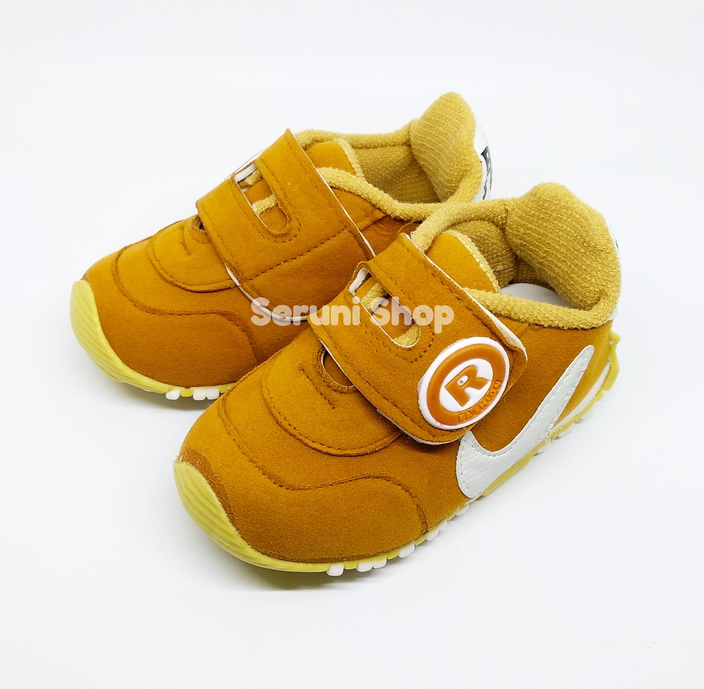tan baby shoes